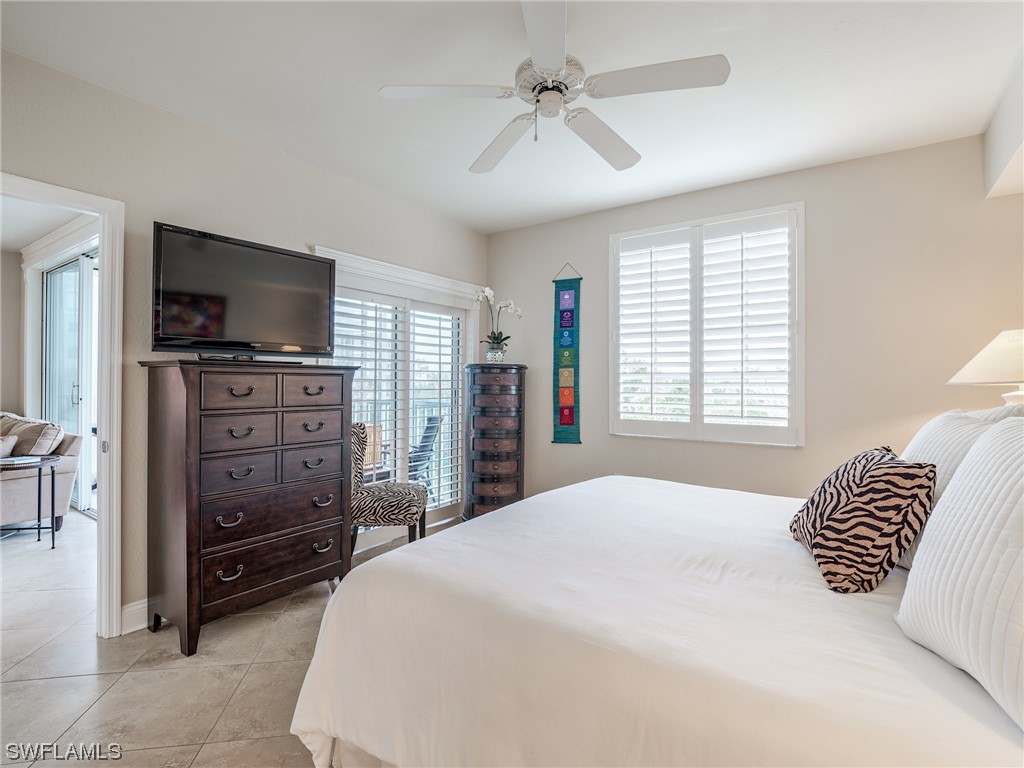 22712 Island Pines WAY 201