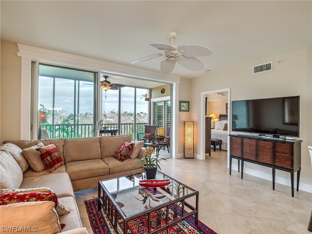22712 Island Pines WAY 201