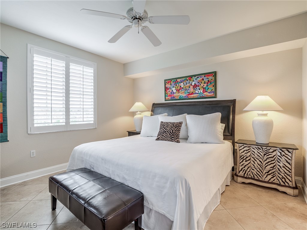 22712 Island Pines WAY 201