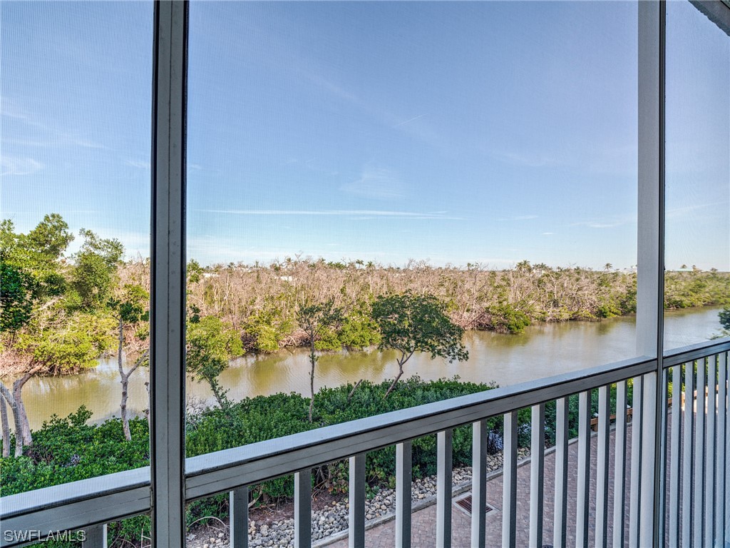 22712 Island Pines WAY 201