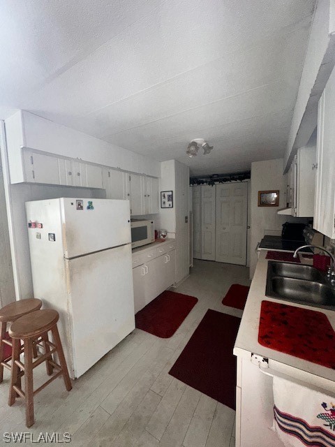 11020 Ballweg LN