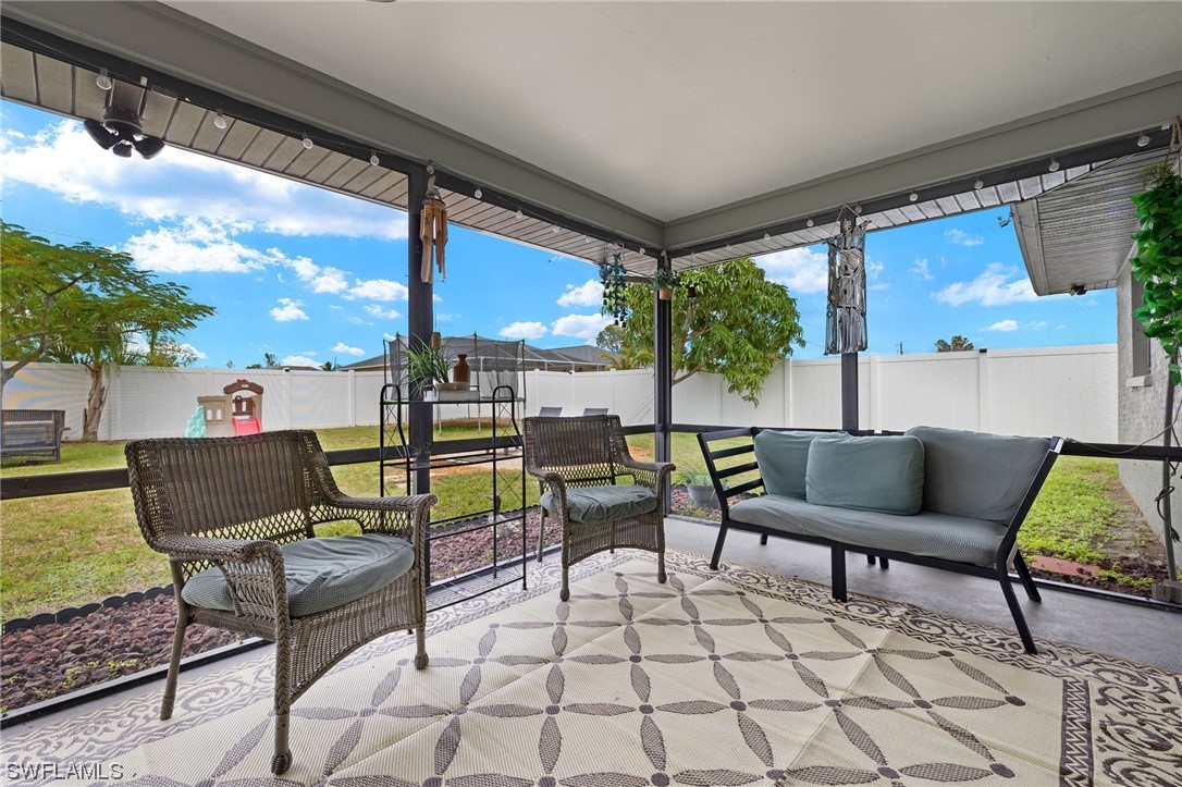 221 SW 22nd TER
