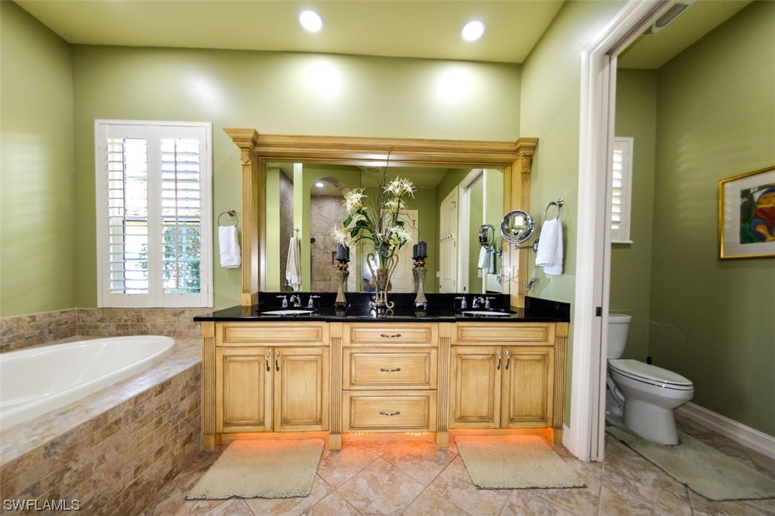 10100 Verona Lakes LN