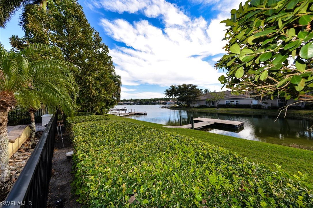 10100 Verona Lakes LN