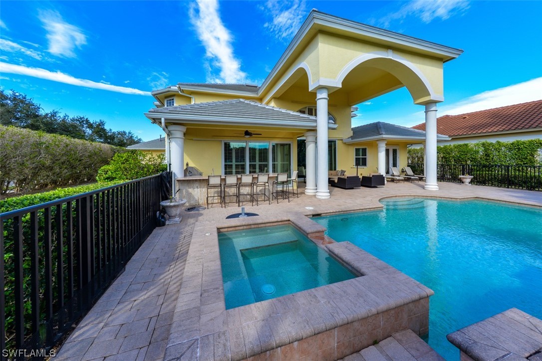 10100 Verona Lakes LN