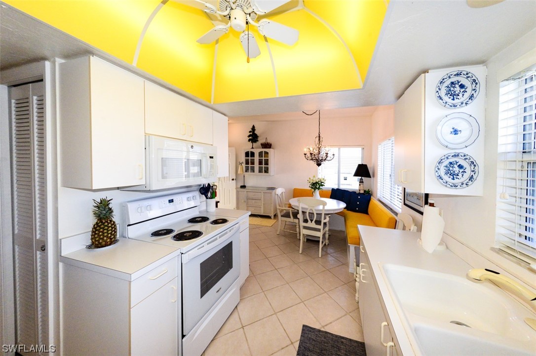 4331 Bay Beach LN 651