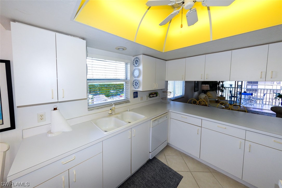 4331 Bay Beach LN 651