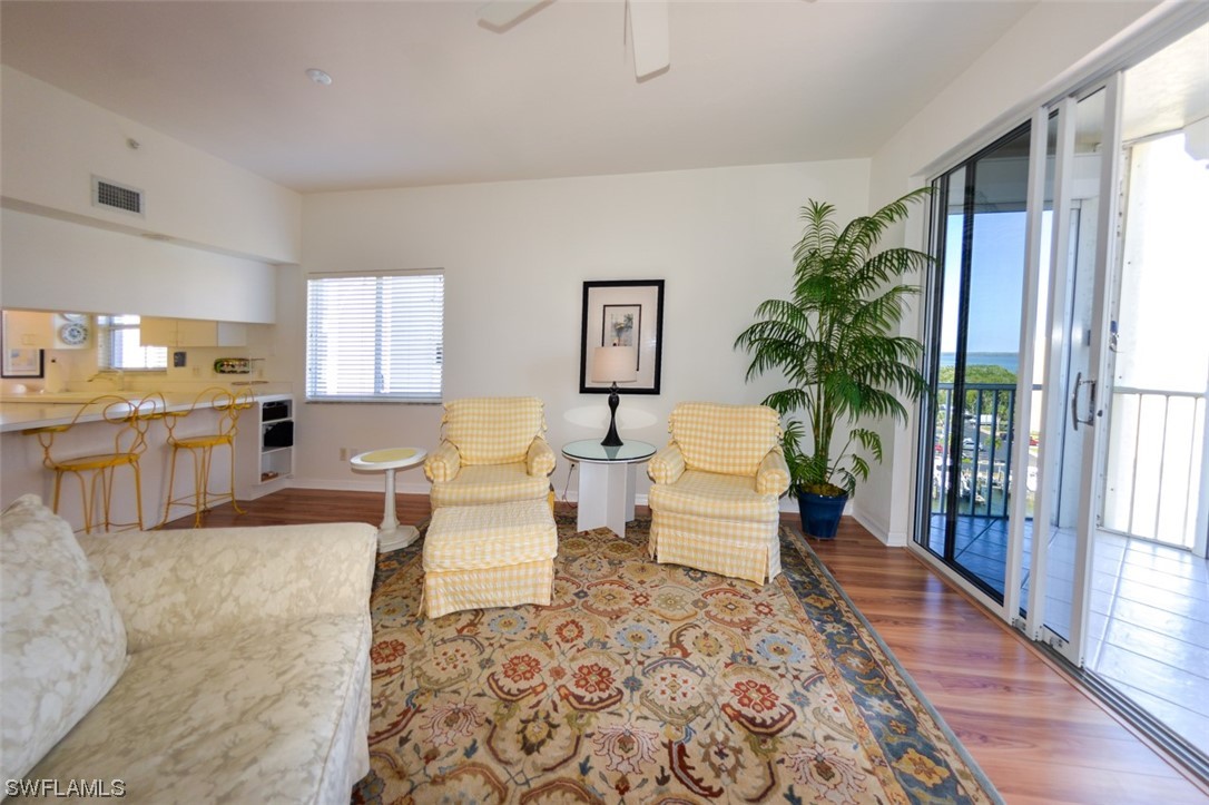 4331 Bay Beach LN 651