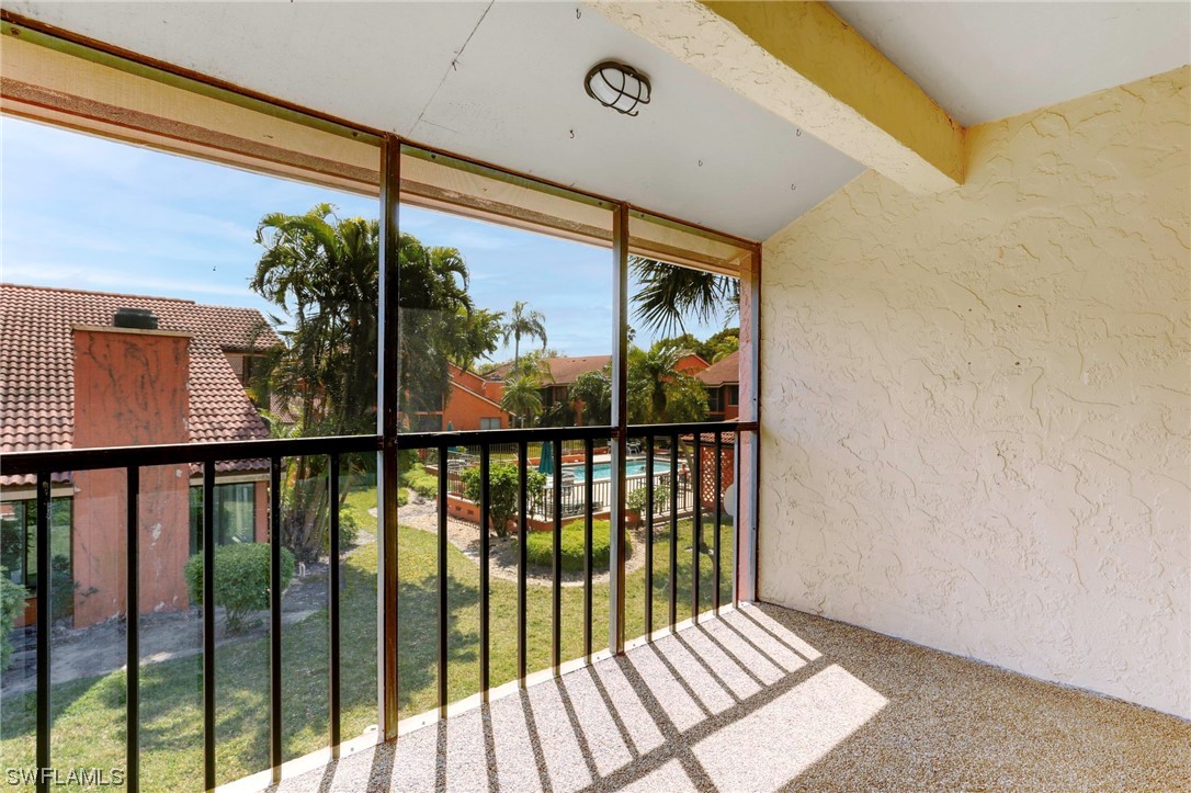 122 Cypress WAY E C4