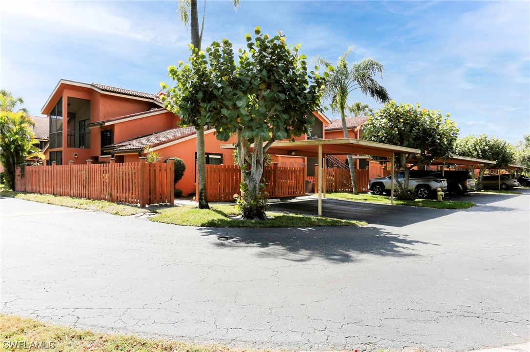 122 Cypress WAY E C4