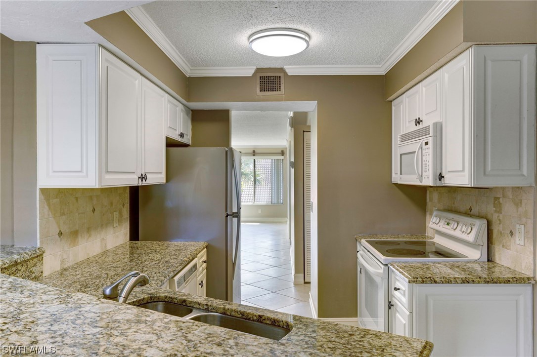 122 Cypress WAY E C4