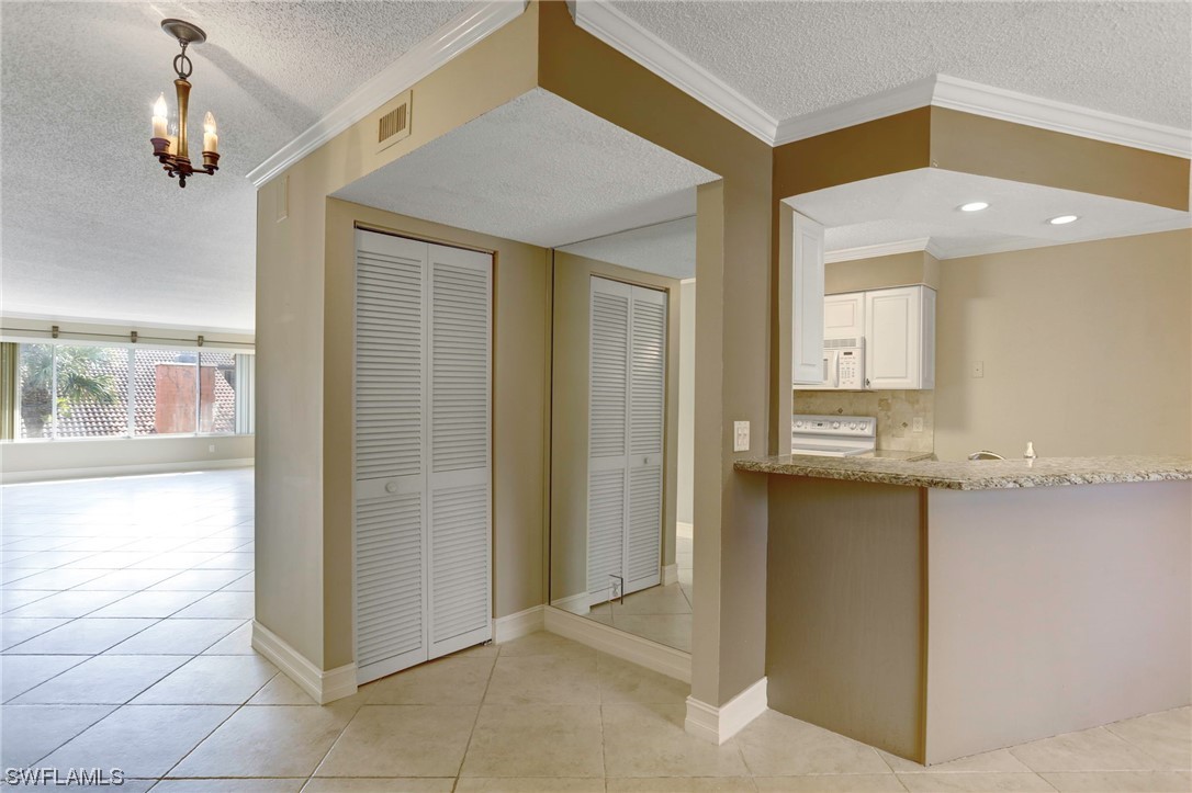 122 Cypress WAY E C4