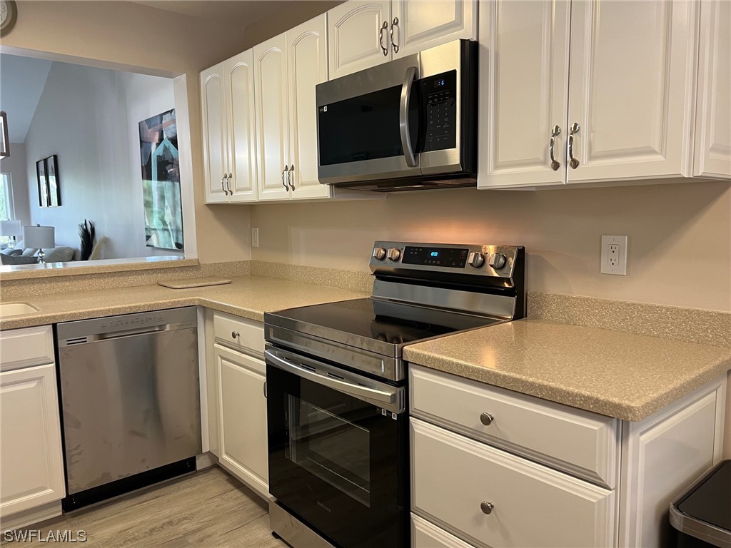 800 Augusta BLVD B201