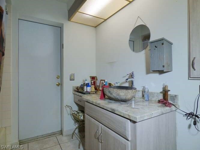 1813 Hancock Bridge PKWY