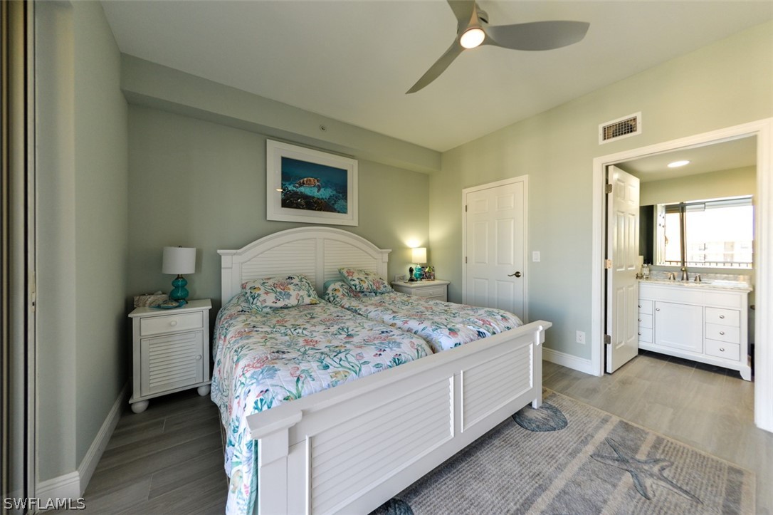 4361 Bay Beach LN 422