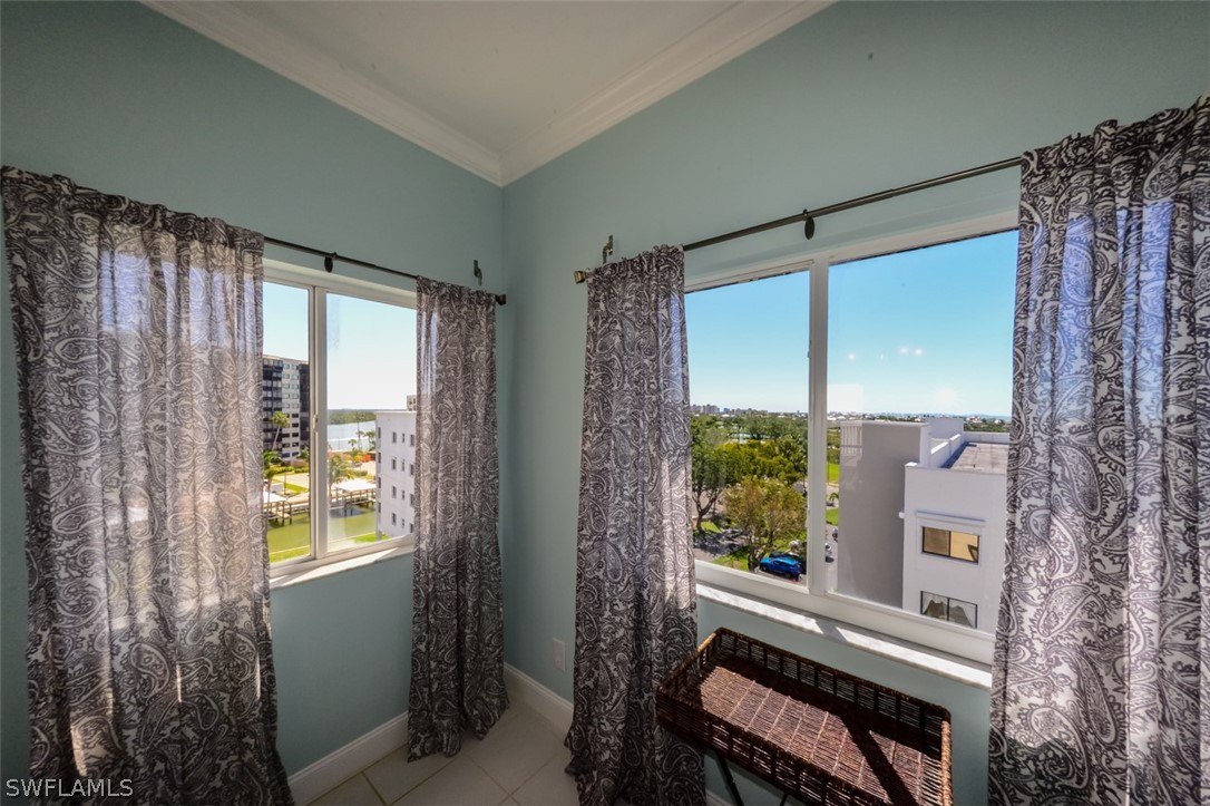 4361 Bay Beach LN 521