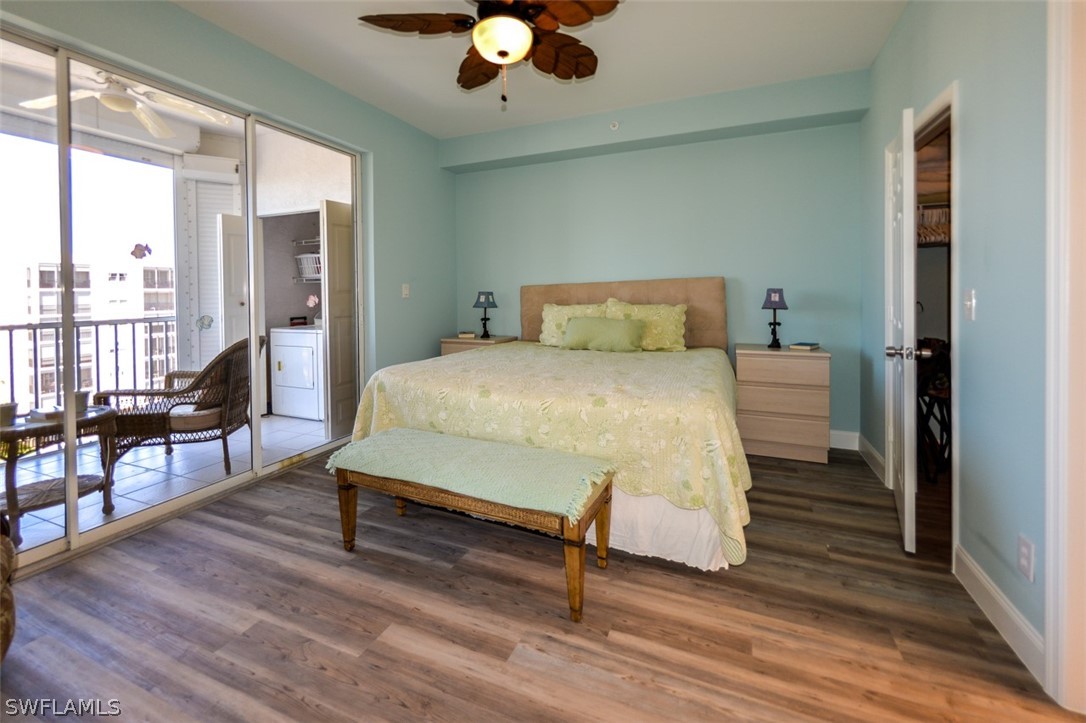 4361 Bay Beach LN 521