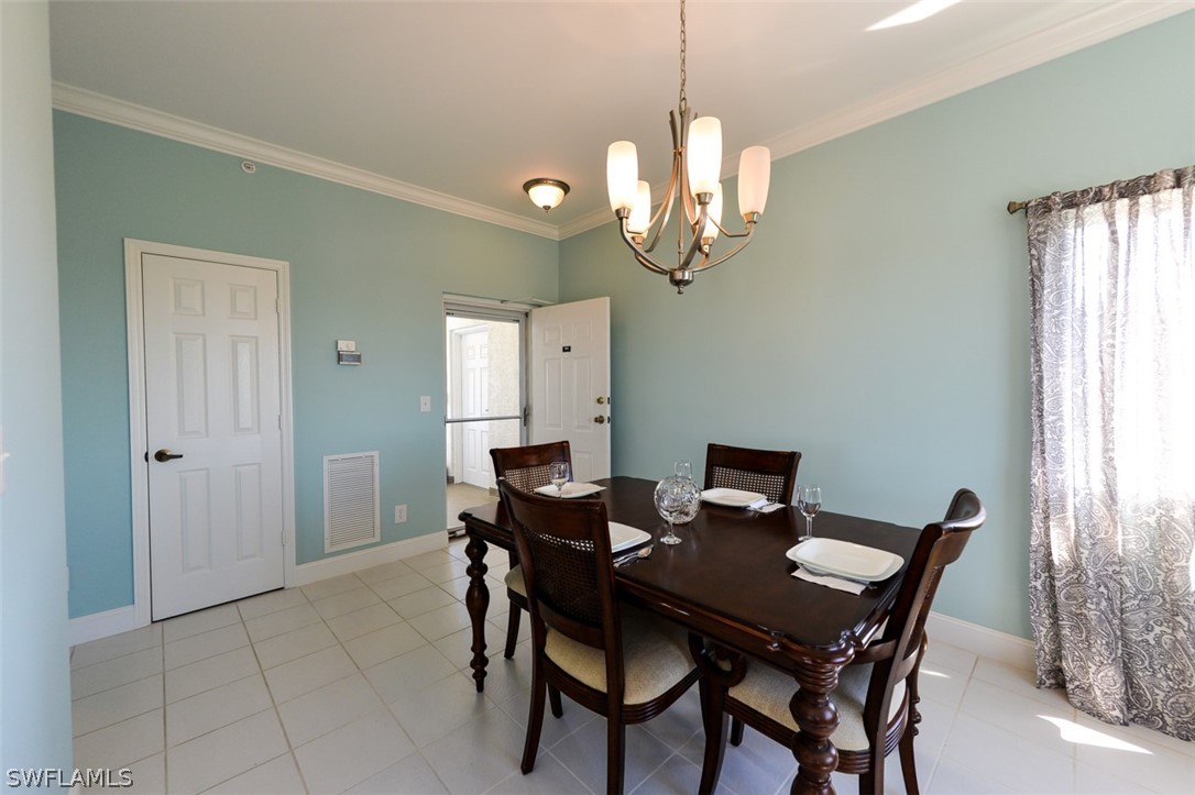 4361 Bay Beach LN 521