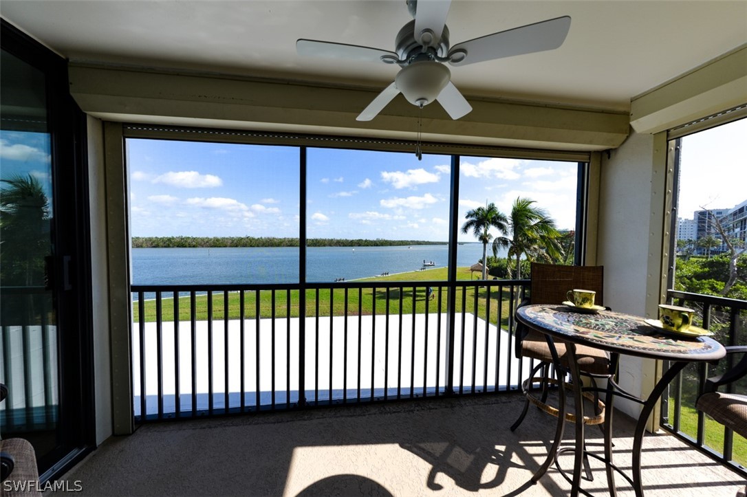 4253 Bay Beach LN 2G