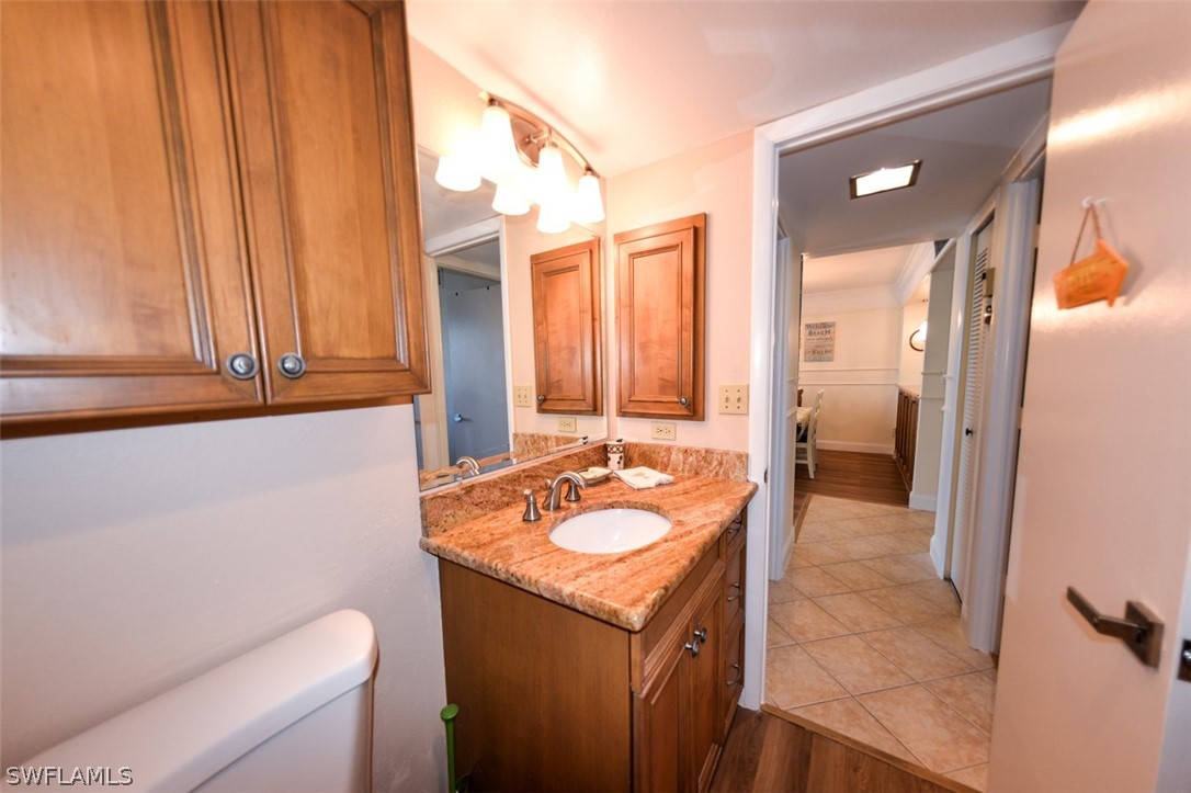 4253 Bay Beach LN 2G