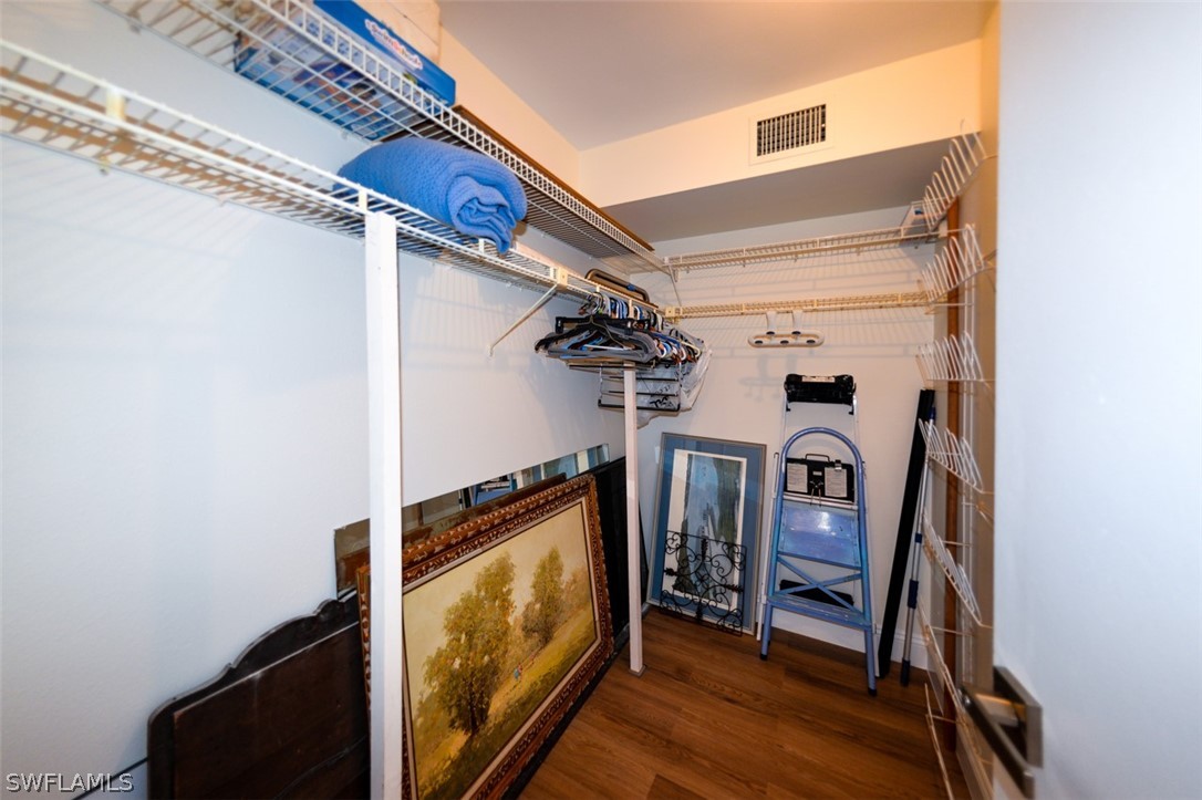 4253 Bay Beach LN 2G