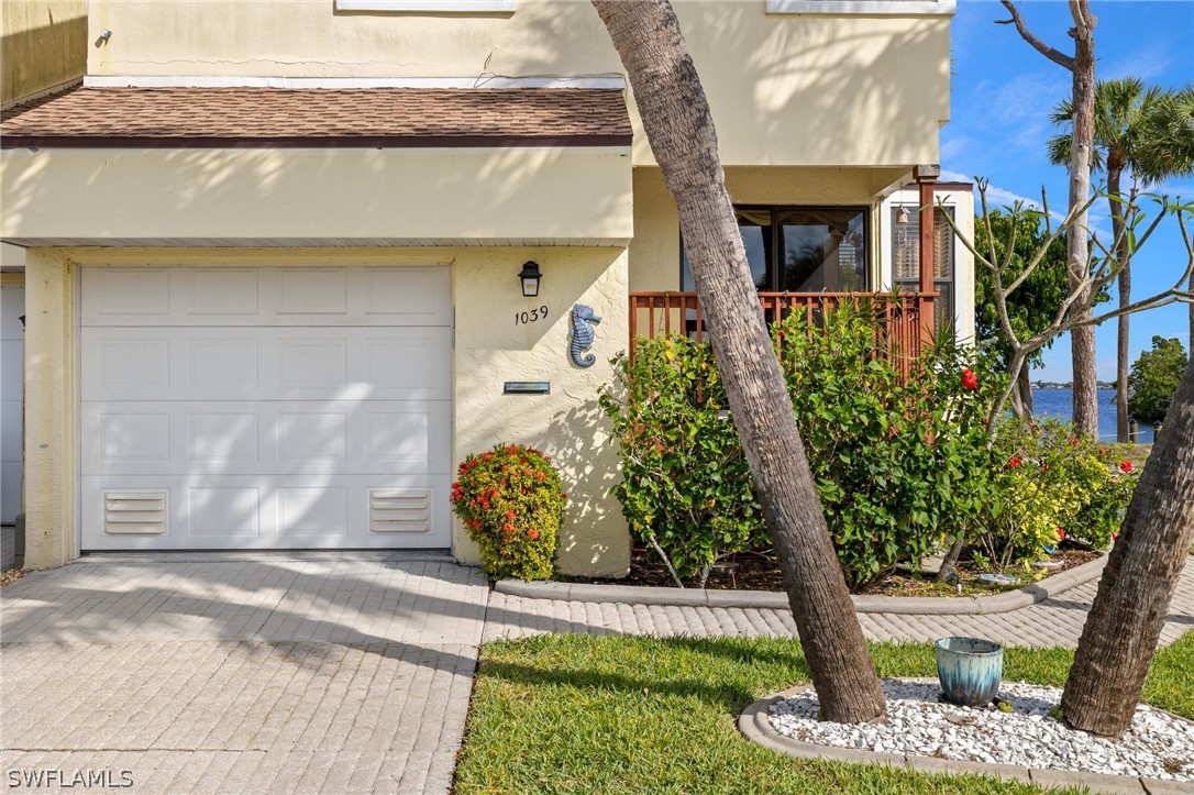 25188 Marion AVE 1039