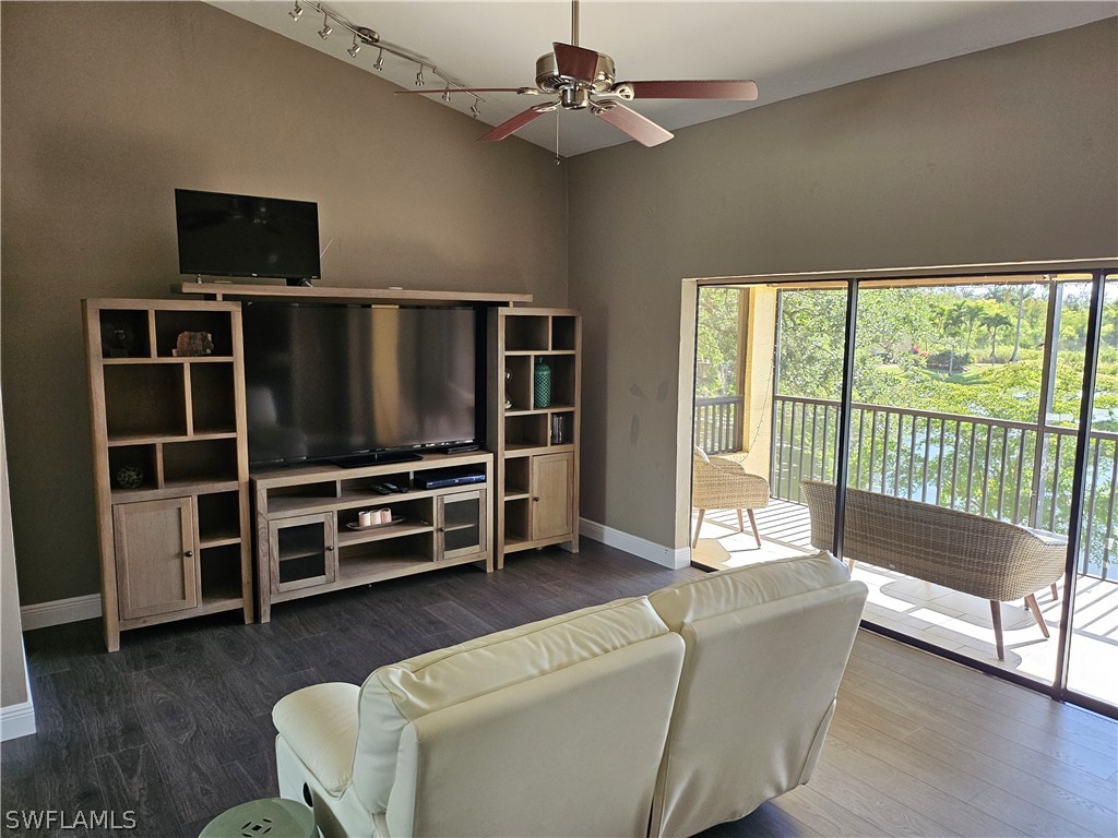 7125 Lakeridge CT 224