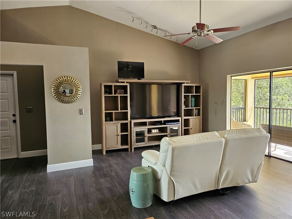 7125 Lakeridge CT 224