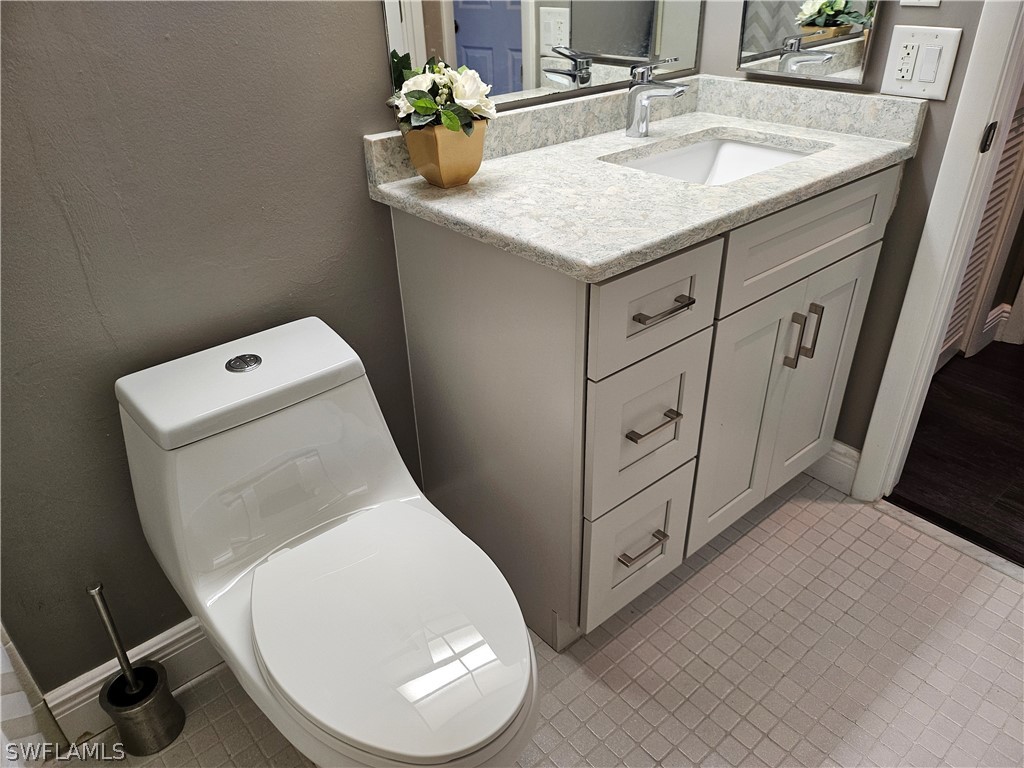 7125 Lakeridge CT 224