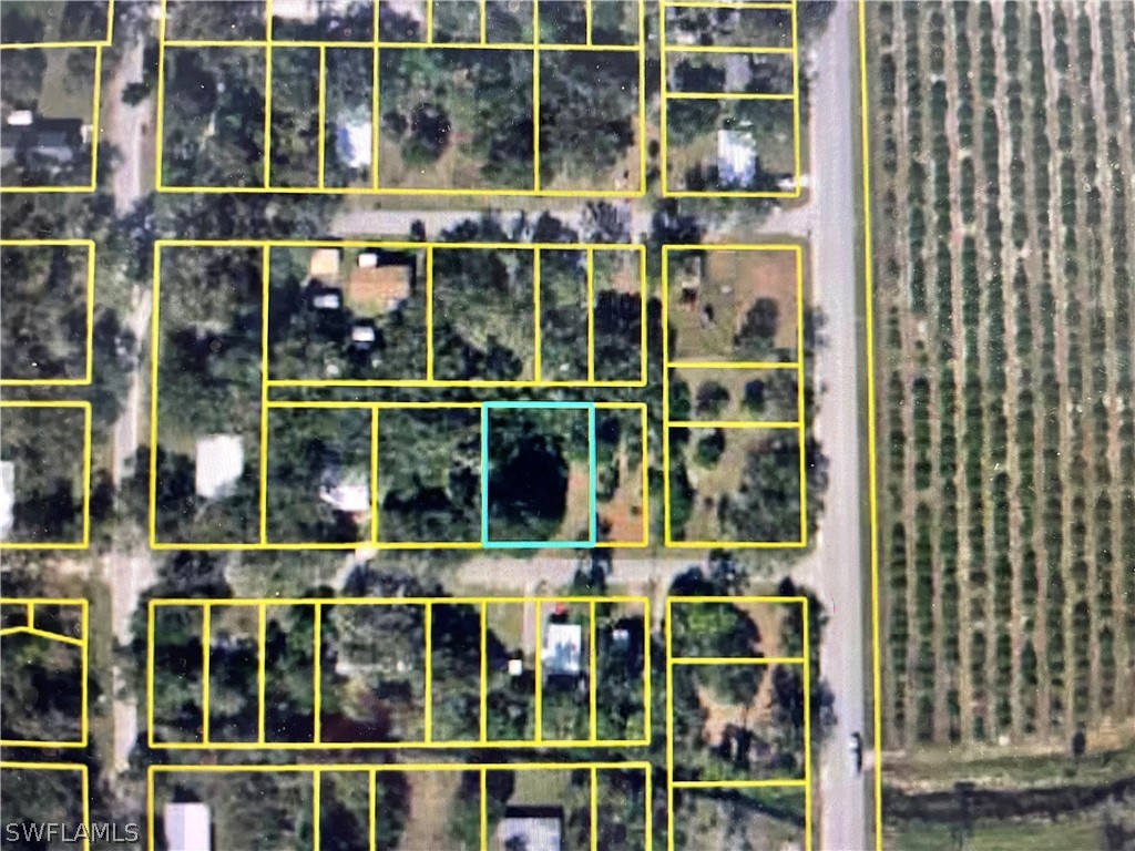 800 CALOOSAHATCHEE AVE