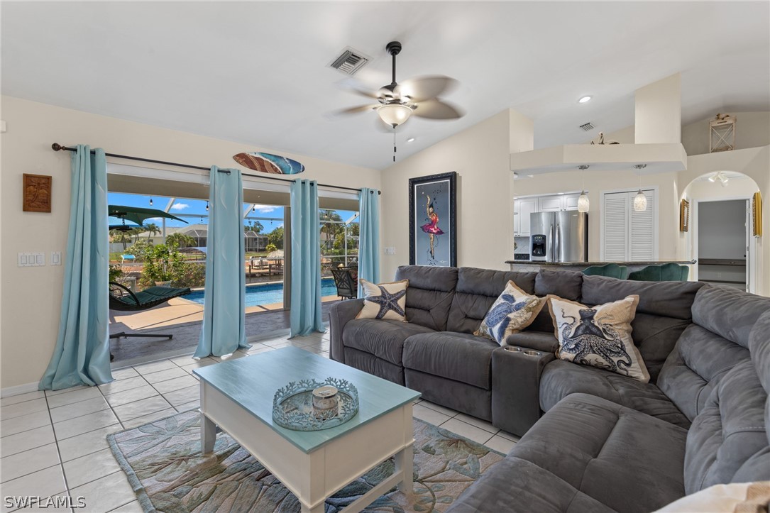 1306 SE 12th TER