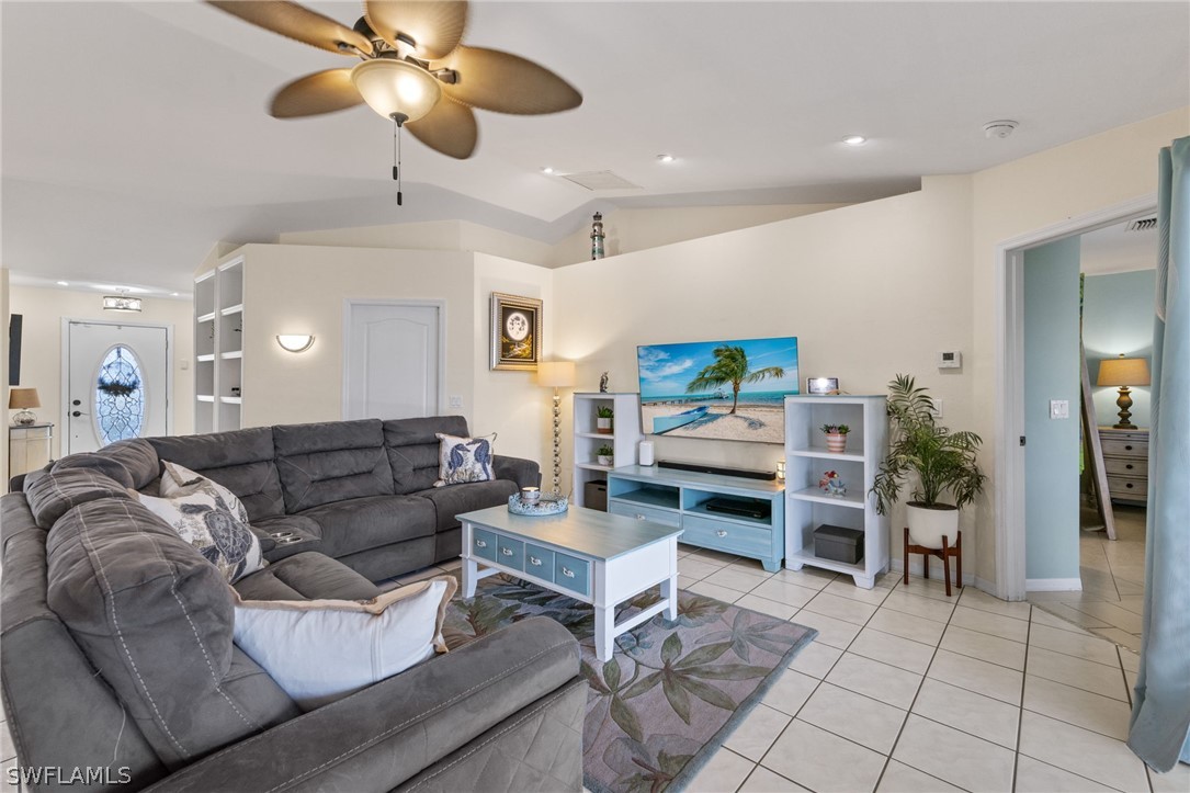 1306 SE 12th TER
