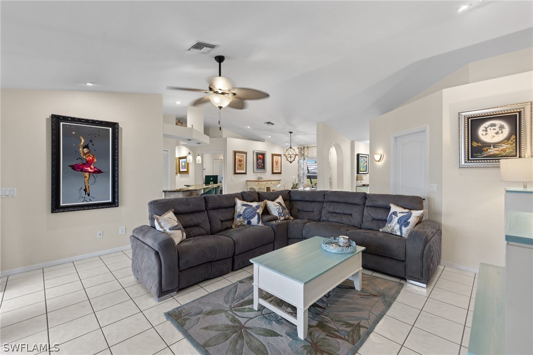 1306 SE 12th TER