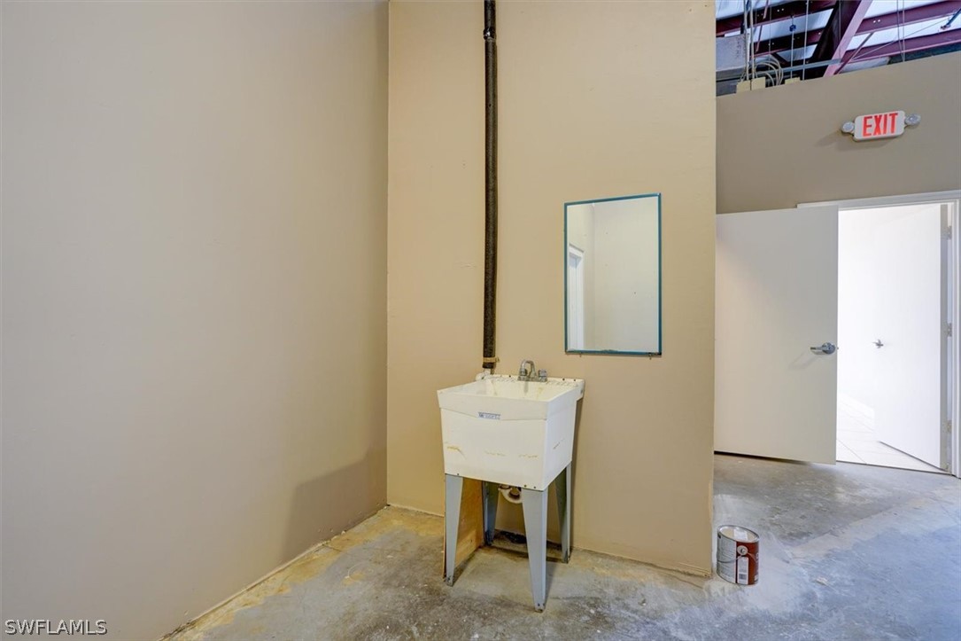 17030 Alico Commerce CT 3800 - 307