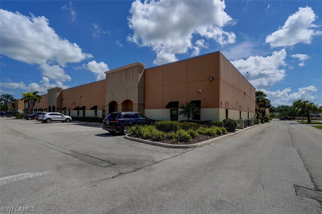 16121 Lee RD 107-111