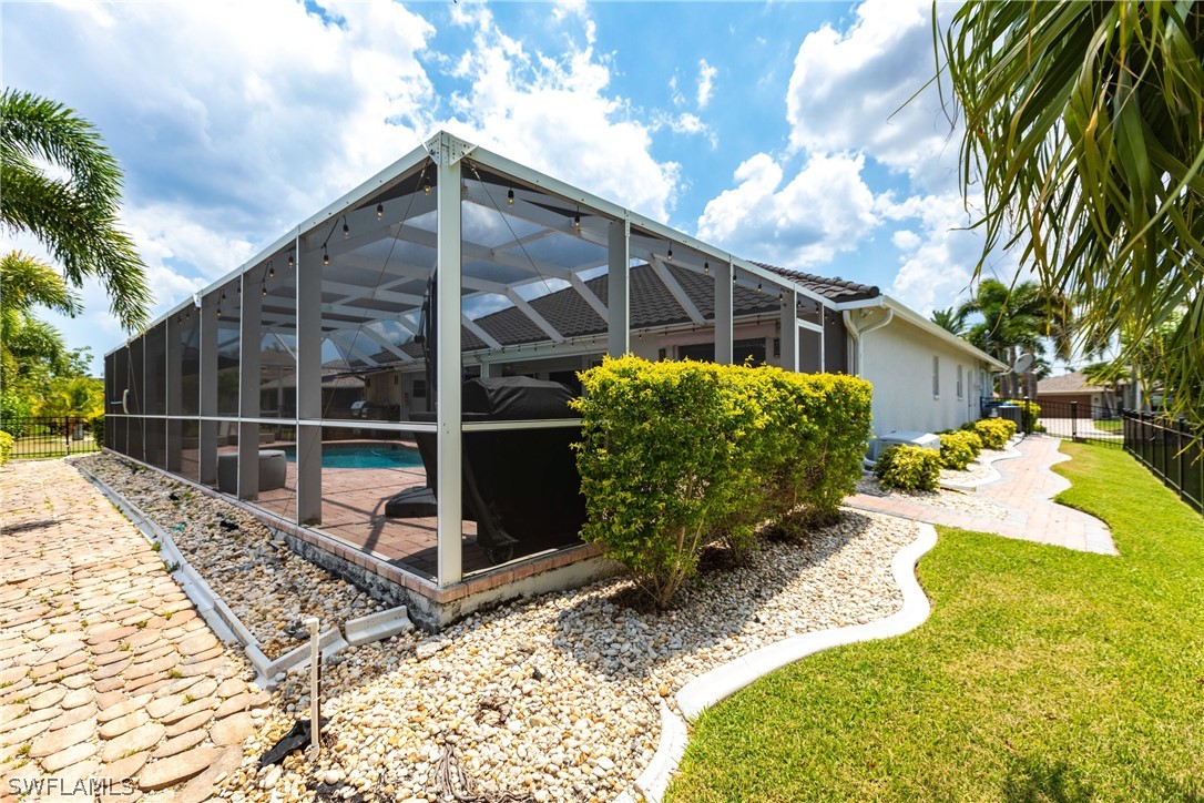 5333 SW 24th PL