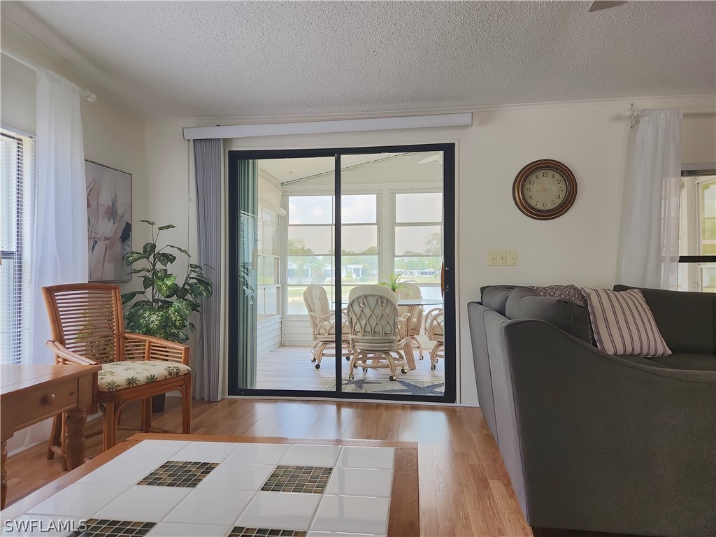 10401 Circle Pine RD