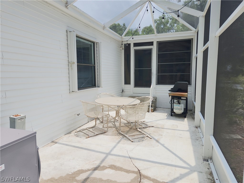 10401 Circle Pine RD