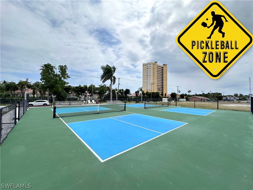 19681 D336 Summerlin RD