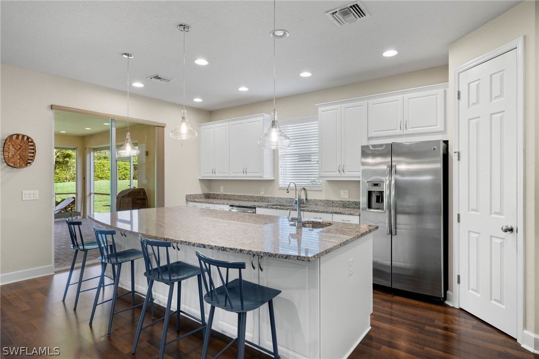 1006 Cayes CIR