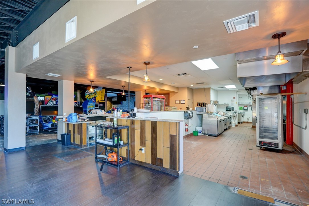17455 Summerlin RD