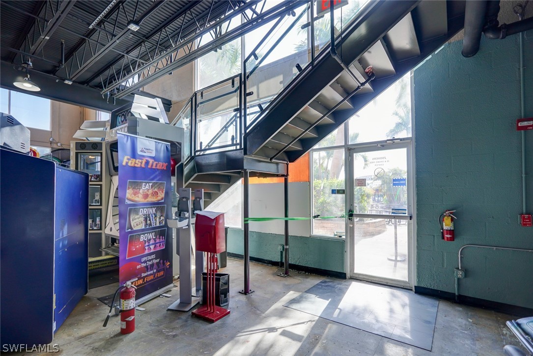 17455 Summerlin RD