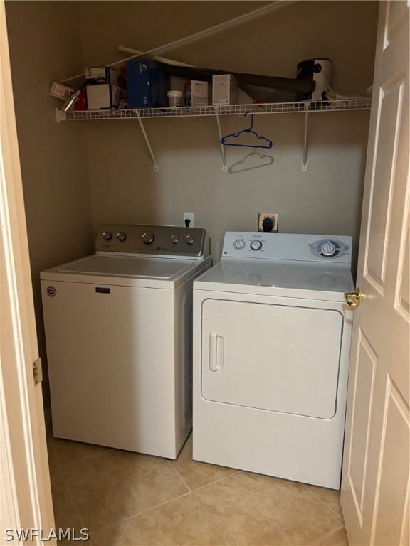 28109 Mandolin CT 312