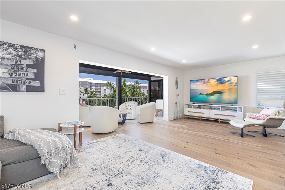 2880 Gulf Shore BLVD 509