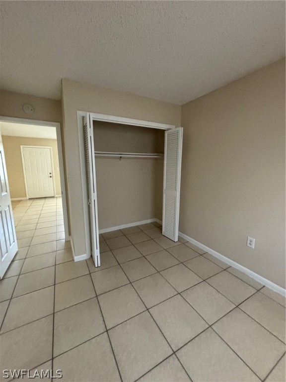 3325 Airport RD N T7