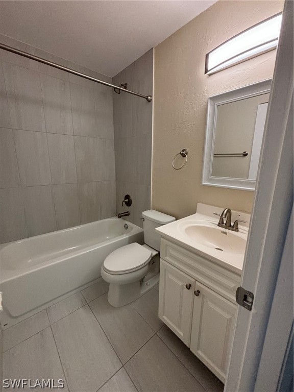 3325 Airport RD N T7