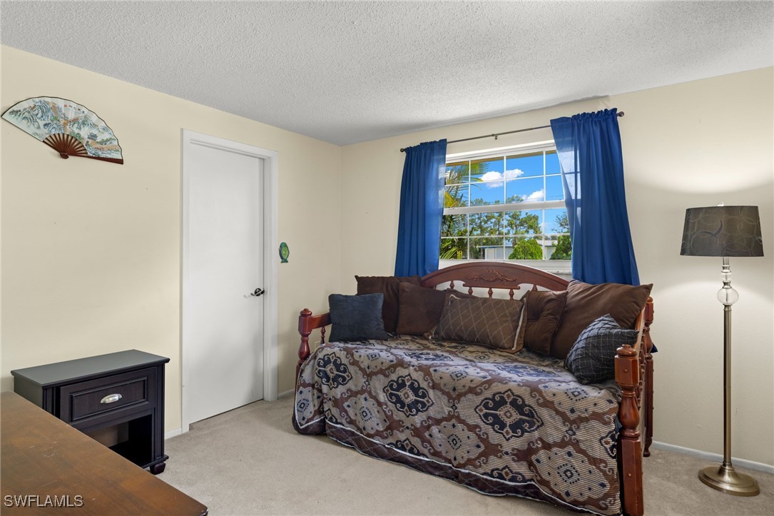 400 Adams CT NW