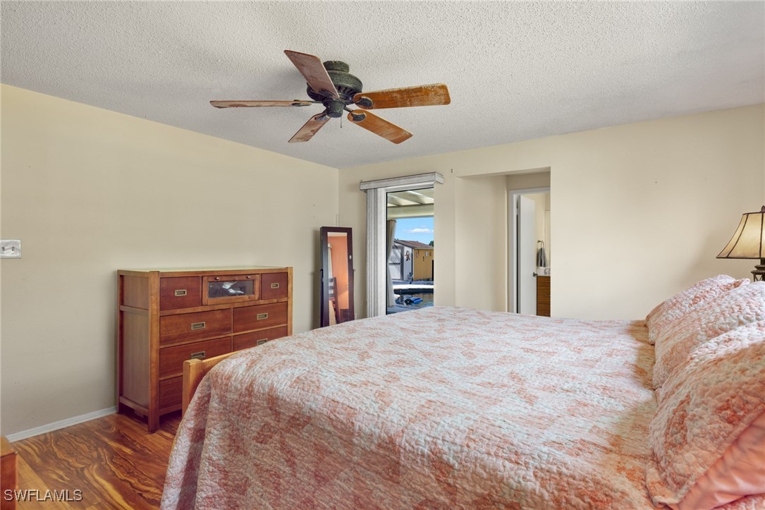 400 Adams CT NW