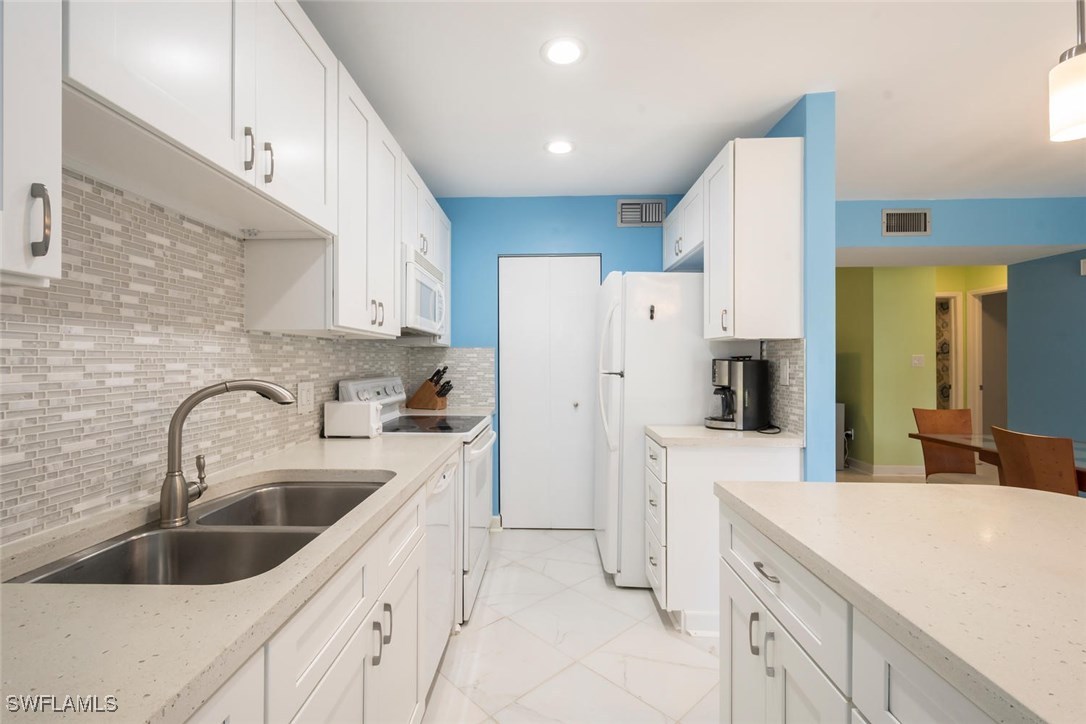 788 Park Shore DR H15