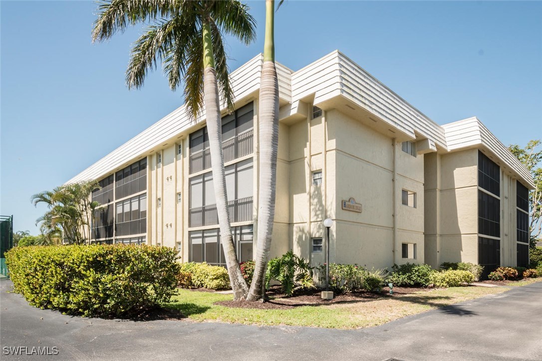 788 Park Shore DR H15